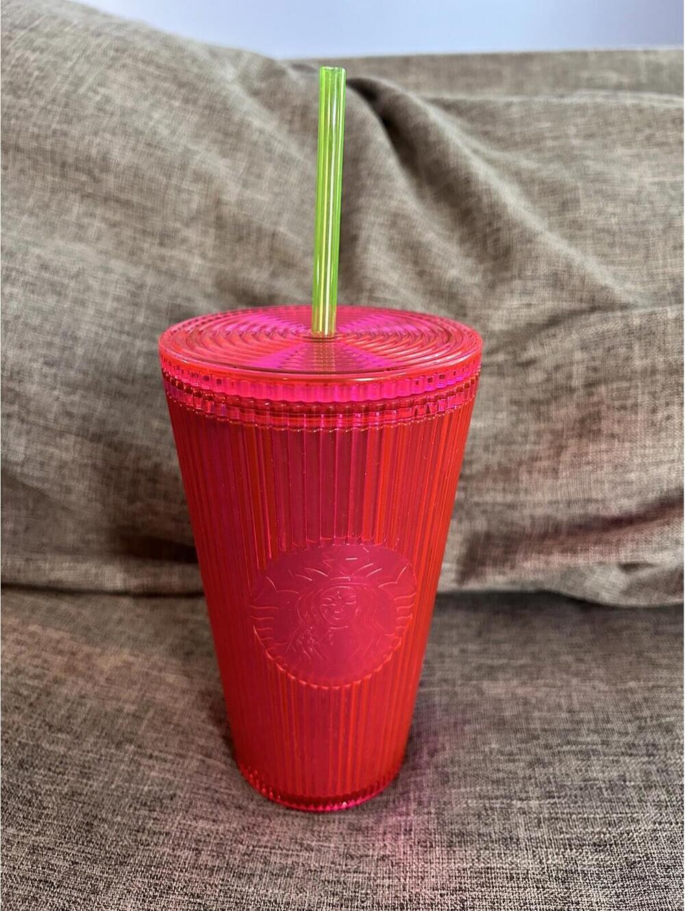 Starbucks Tumbler Pleated Neon Magenta Pink Grande 16 oz Cold Cup Lid And Straw